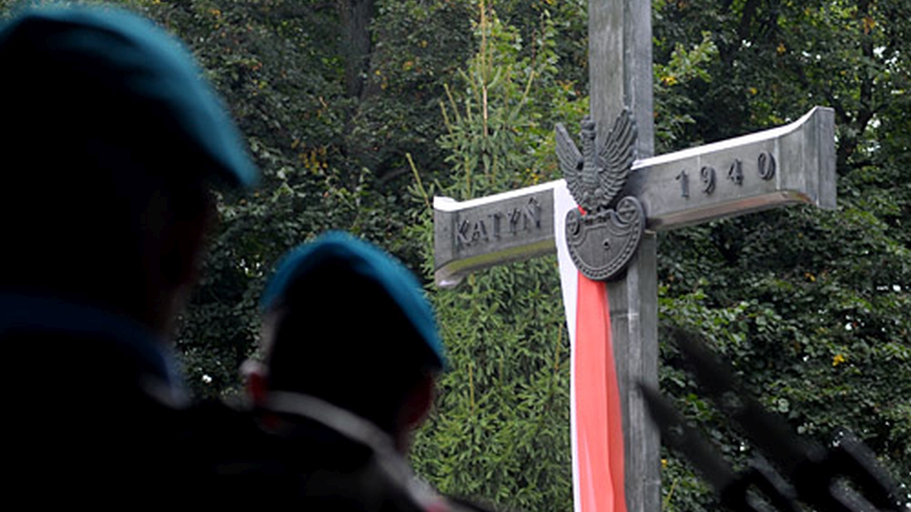 W tym roku obchodzimy 80. rocznicę zbrodni katyńskiej i rozpoczęcia deportacji Polaków w głąb ZSRR. W niemal każdym zakątku Rosji są miejsca, w których więziono naszych rodaków, zmuszano do katorżniczej pracy i mordowano.