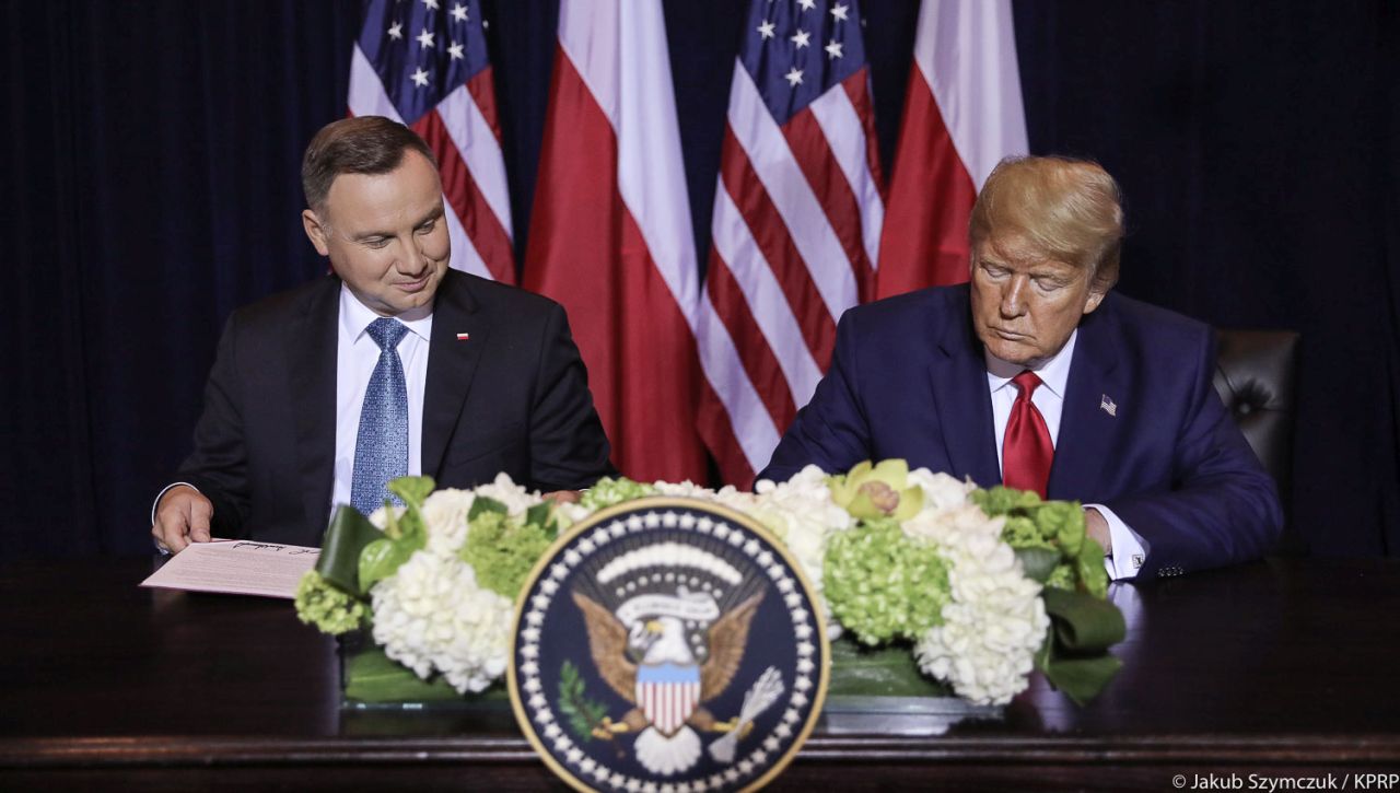 Relacje Polska-USA i USA-Świat