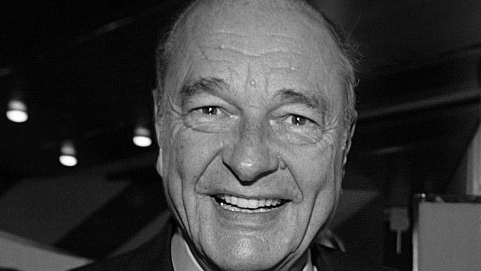 Poniedziałek jest dniem żałoby we Francji po śmierci Jacques039a Chiraca. Były prezydent zmarł w czwartek 26 września, w wieku 88 lat.