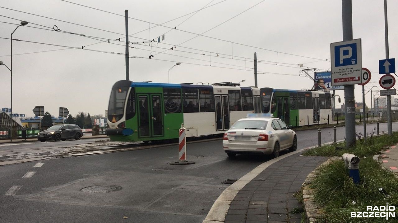 Ulica Kolumba przy Dworcu Szczecin Główny jest nieprzejezdna.