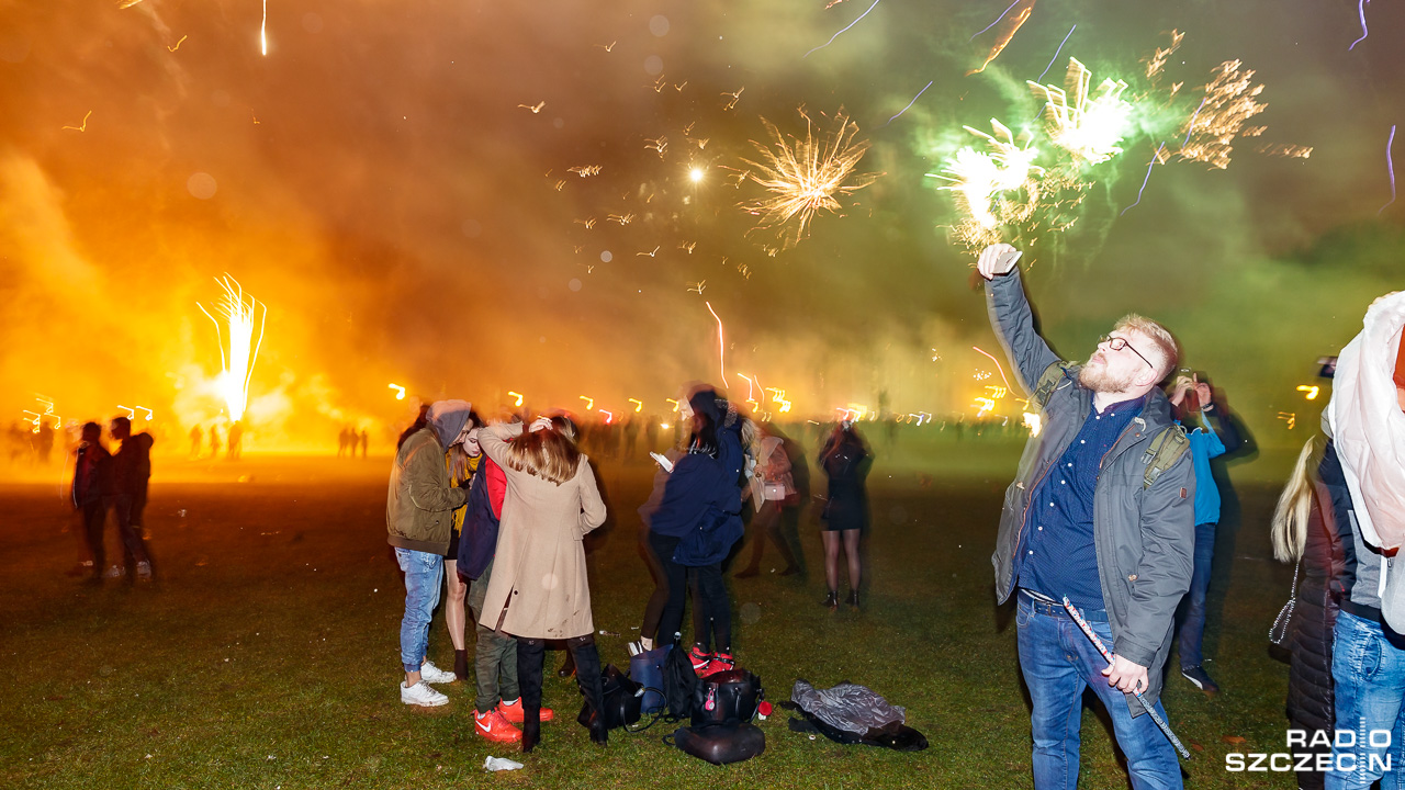 To była najspokojniejsza od lat noc sylwestrowa. Oceny wystawiają strażacy, policjanci i ratownicy Pogotowia Ratunkowego.