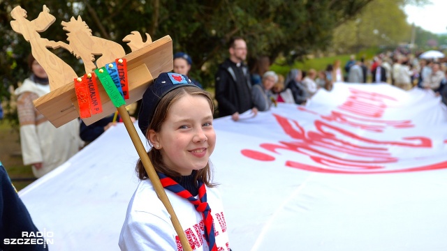 Zakończył się 17. Szczeciński Marsz dla Życia. Ta, największa w Polsce, manifestacja w obronie życia rozpoczęła się w niedzielę o godzinie 15 na Jasnych Błoniach. Fot. Łukasz Szełemej [Radio Szczecin] Szczeciński Marsz dla Życia. "Chcemy miłością bronić najmłodszych." [DUŻO ZDJĘĆ]