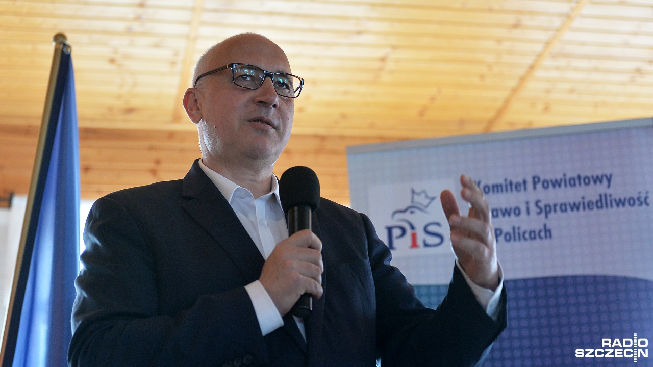 Tegoroczne matury pod presją fałszywych alarmów bombowych. Od ich rozpoczęcia w całej Polsce policja odebrała już niemal 800 zgłoszeń.