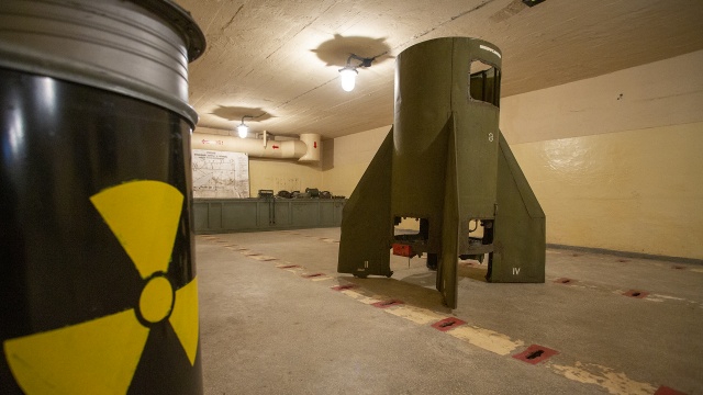 Obiekt 3001 rozlokowany na ponad 300 hektarach powierzchni to kompleks w lasach niedaleko Podborska. Fot. Maciej Papke [Radio Szczecin] Atomowy schron w regionie i jego tajemnice [WIDEO, ZDJĘCIA]