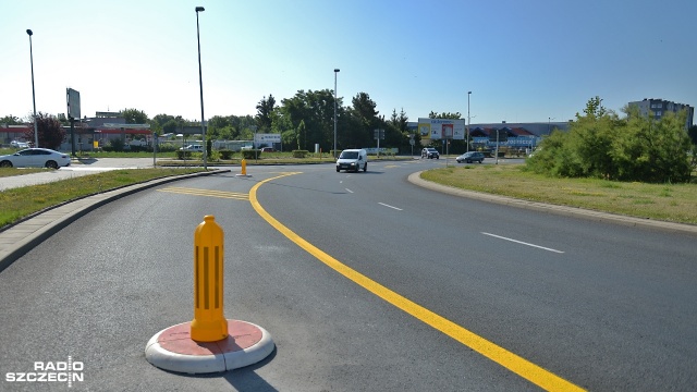 Fot. Łukasz Szełemej [Radio Szczecin] Zmiany na Rondzie Uniwersyteckim. Niektórzy kierowcy mają problem [WIDEO, ZDJĘCIA]