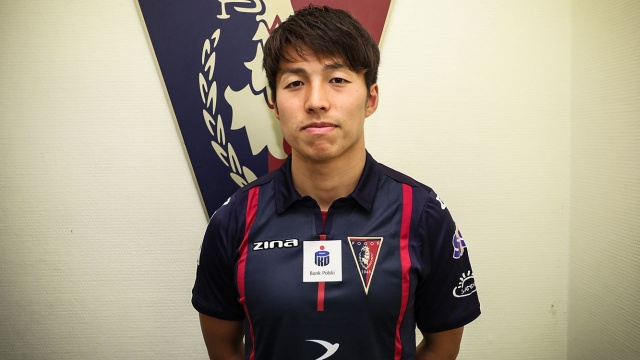 Jin Izumisawa został nowym piłkarzem Pogoni Szczecin. 27-letni Japończyk podpisał z portowym klubem dwuletni kontrakt z możliwością przedłużenia umowy o kolejny rok.