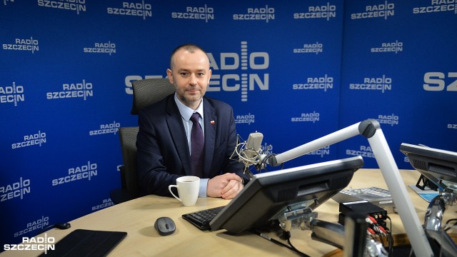 Wrzutka medialna - tak Paweł Mucha, zastępca szefa Kancelarii Prezydenta Rzeczypospolitej skomentował pojawiające się plotki o możliwych, przyspieszonych wyborach parlamentarnych w Polsce.