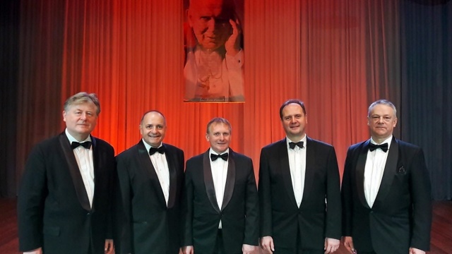 Utwory znane z wykonań Jana Kiepury zabrzmią we wtorek w Szczecinie. Ich wykonawcą będzie męski kwartet wokalny Sweet Four - śpiewający a cappella oraz z akompaniamentem fortepianu.