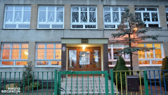 Miasto przeprasza, związkowcy mówią, że może dojść do epidemii choroby. To najnowsze komentarze po kolejnych zwolnieniach lekarskich nauczycieli ze szczecińskich przedszkoli.