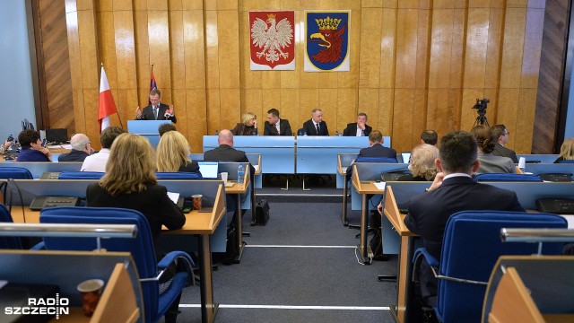 Niespodzianki nie było, radni uchwalili budżet miasta na 2019 rok głosami koalicji Bezpartyjnych prezydenta Krzystka i Platformy Obywatelskiej. Przeciw był opozycyjny PiS.