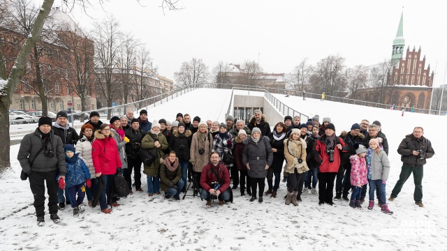 Słuchacze Radia Szczecin robili zdjęcia w Centrum Dialogu Przełomy. Był to kolejny plener Migawki, czyli naszej audycji o fotografii, który wpisał się w obchody trzech lat istnienia muzeum pod szczecińskim Placem Solidarności.