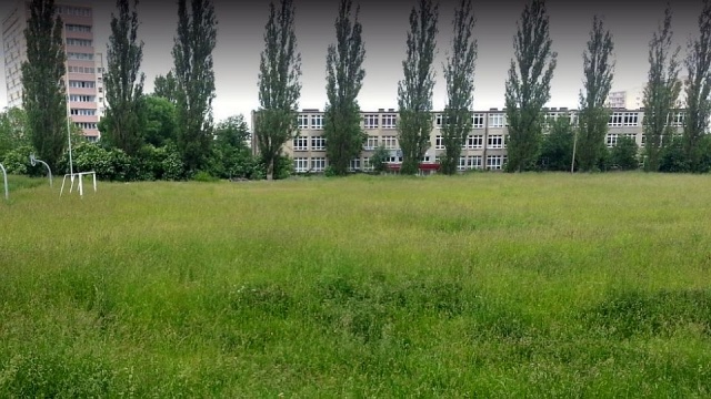 Nowa publiczna Szkoła Podstawowa powstanie w miejscu wygaszanego Zespół Szkół Ogólnokształcących nr 5 przy ulicy Budziszyńskiej w Szczecinie.