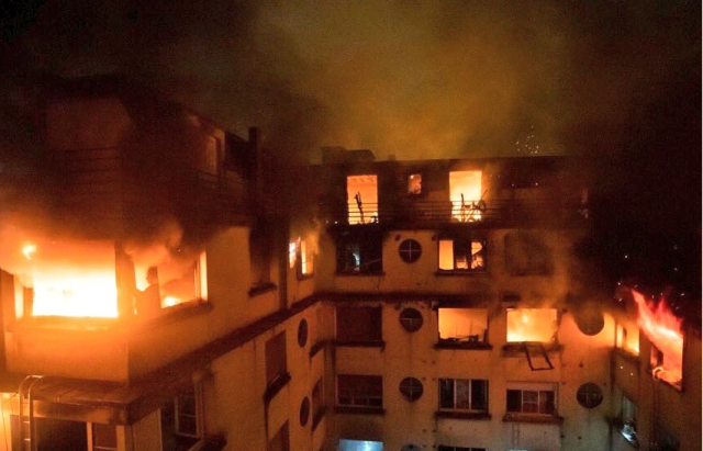 Tragiczny nocny pożar w stolicy Francji, Paryżu. 7 osób nie żyje, około 30 jest rannych, w tym jedna osoba ciężko. Wśród rannych jest trzech strażaków.