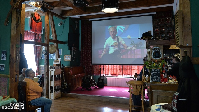 Zebrać setkę fanów The Rolling Stones w jednym miejscu i wykonać wspólnie kultowy przebój. Tak rocznicę legendarnego koncertu brytyjskiej grupy chcą uczcić muzycy ze szczecińskiej kawiarni Sorrento.