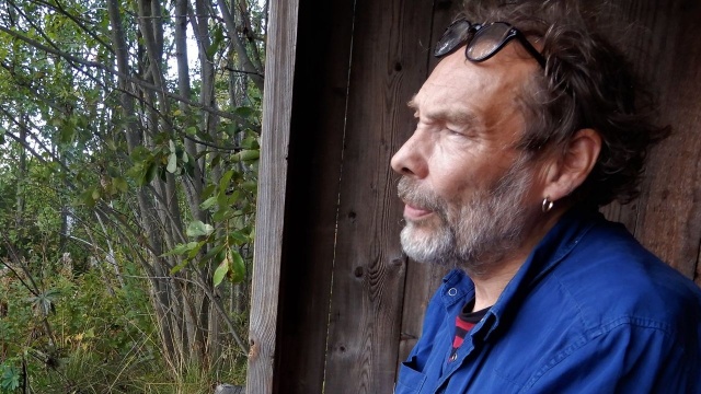 Niecodzienny projekt zamierza zrealizować para szwedzkich artystów. Wspólnie z innymi, chcą tworzyć sztukę nie dla ludzi, ale dla leśnej flory i fauny. Na ten cel uzyskali od rządu sporą dotację.