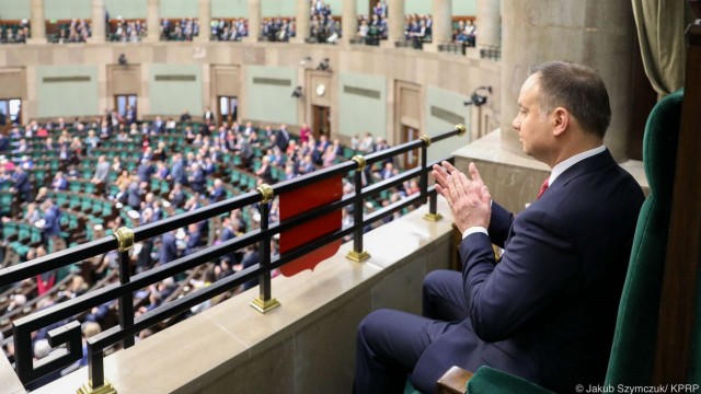 Prezydent Andrzej Duda powiedział, że wystąpienie ministra Jacka Czaputowicza w Sejmie pokazało ciągłość prowadzonej polityki zagranicznej. Szef polskiej dyplomacji przedstawił priorytety polskiej polityki zagranicznej w bieżącym roku.