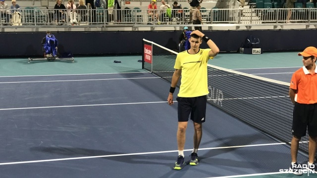 Hubert Hurkacz, najlepszy obecnie polski tenisista robi furorę w Stanach Zjednoczonych. W piątek, na prestiżowym turnieju rangi ATP Masters odprawił rozstawionego z numerem 3. Austriaka Dominica Thiema. W niedzielę, w trzeciej rundzie zagra z nadzieją Kanadyjskiego tenisa Felixem Auger Aliassim.