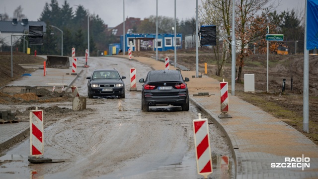 Do zakończenia inwestycji na ulicy Miodowej w Szczecinie pozostało m.in. ułożenie warstwy ścieralnej oraz wykonanie oznakowania poziomego i pionowego.