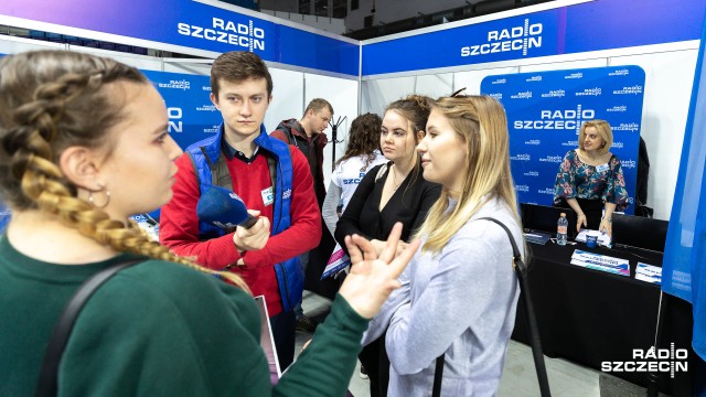 W środę w Netto Arenie rozpoczęły się szczecińskie Targi Pracy. To impreza, podczas której prawie 120 pracodawców prezentuje swoje oferty potencjalnym pracownikom.