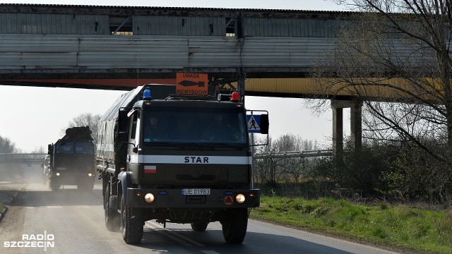 Dwustukilogramowa bomba została wyciągnięta przez saperów. Niewybuch jest teraz transportowany na poligon w Drawsku Pomorskim, gdzie zostanie zdetonowany.