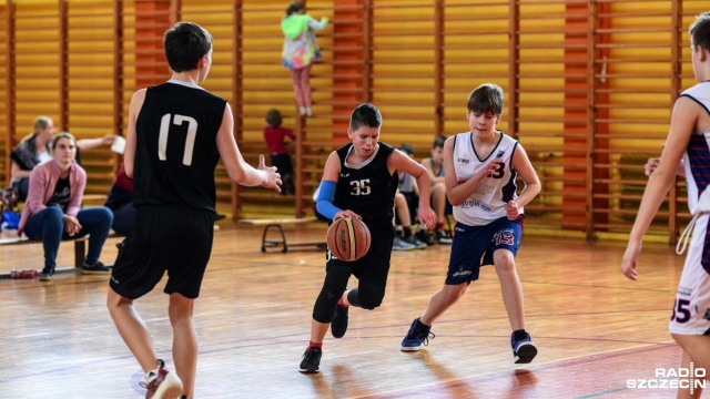 Prawobrzeże Basket Cup, czyli wylęgarnia talentów. Turniej młodzieży zakończył się w Szczecinie w niedzielę po południu. To element szerszego projektu - Gryf Basket Cup, czyli cyklu turniejów trzyosobowych drużyn złożonych z nastolatków.
