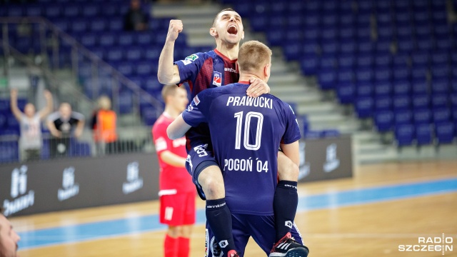 Przerwana seria zwycięstw halowych piłkarzy Pogoni 03904 w ekstraklasie futsalu. Szczecinianie po trzech z rzędu wygranych spotkaniach zeszli z boiska pokonani.