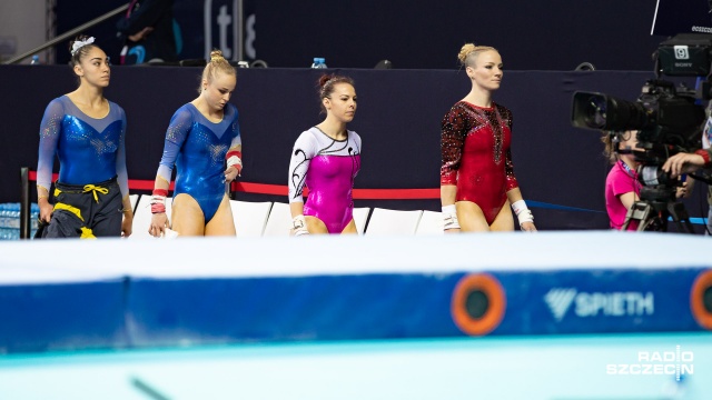 Holender Epke Zonderland zdobył złoty medal w ćwiczeniach na drążku ostatniej konkurencji Mistrzostw Europy w gimnastyce sportowej kobiet i mężczyzn zakończonych w Szczecinie.