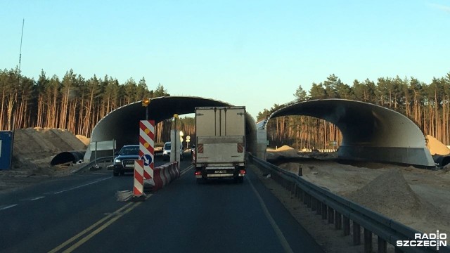 Prace przy budowie betonki, czyli odcinka A6 pomiędzy Węzłami Rzęsnica i Kijewo powinny trwać od początku marca - informuje Generalna Dyrekcja Dróg Krajowych i Autostrad.