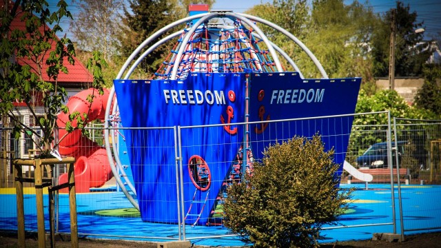 Rozpoczynają się odbiory najnowszego zielonego miejsca w Szczecinie - Parku Wolności. W Podjuchach, u zbiegu ulic Karpiej, Niklowej, Granitowej i Marmurowej znajduje się mnóstwo atrakcji.