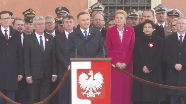 Prezydent Andrzej Duda powiedział, że uchwalenie Konstytucji 3 Maja było niezwykłym wydarzeniem w dziejach Polski i świata. Trwają centralne uroczystości Święta Narodowego Trzeciego Maja.