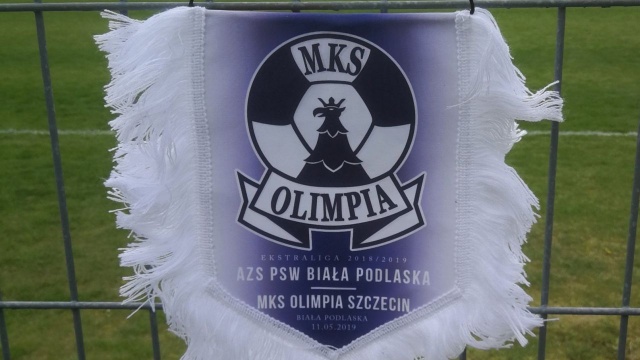 Piłkarki nożne Olimpii od porażki rozpoczęły występy w grupie spadkowej ekstraligi. Szczecinianki przegrały w sobotę na wyjeździe z AZS-em Biała Podlaska 2:3 w 23. kolejce.