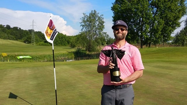Amerykanin Brian Messing wygrał tegoroczny turniej golfowy Floating Garden Szczecin Open. Areną rozgrywek było pole w Binowie.