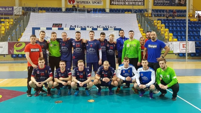 Piłkarze ręczni Sandry SPA Pogoni porażką zakończyli rozgrywki o mistrzostwo Polski.