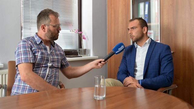 Jeśli prokuratura potwierdzi zarzuty CBA podejmę decyzję personale w urzędzie - powiedział reporterowi Radia Szczecin Mateusz Bobek, burmistrz Międzyzdrojów.