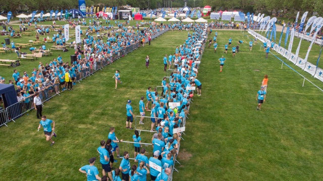 Bieg sztafet firmowych NCDC Business Race wystartował o godzinie 11 na Jasnych Błoniach. Męska ekipa radiowa wywalczyła 14. miejsce. W sumie biegło 371 sztafet.