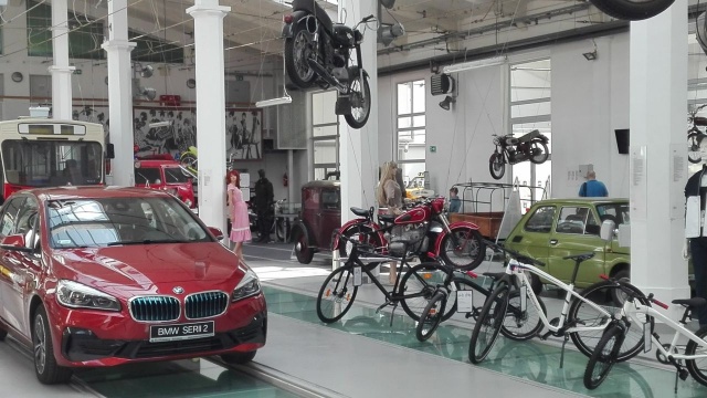 Świat pojazdów elektrycznych - można oglądać w sobotę w Muzeum Techniki w Szczecinie. Przy okazji można też pomóc pogorzelcom z Klucza, którzy w pożarze stracili dosłownie wszystko.