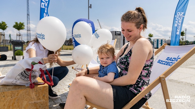 Bańki mydlane, strefa zabaw dla najmłodszych i food trucki - część mieszkańców Szczecina wybrała w sobotę bulwary i Bulwarove, czyli imprezę organizowaną przez Żeglugę Szczecińską.