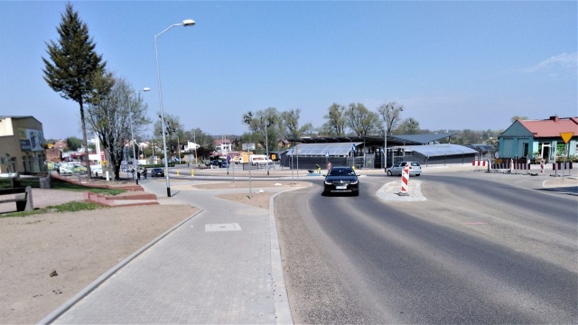 300-metrowy odcinek ulicy Jagiełły w Choszcznie został otwarty. Przebudowa dwóch dróg wojewódzkich nr 160 i 175 w tym mieście osiągnęła półmetek.