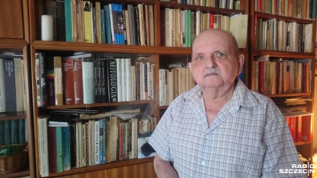 W przewrocie majowym ginie marszałek Józef Piłsudski, a władzę przejmuje generał Gustaw Orlicz-Dreszer. Modernizuje armię, Polska zawiera sojusze z państwami Europy Środkowowschodniej. W konsekwencji wygrywamy wojnę z Niemcami....