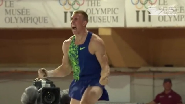 Piotr Lisek wynikiem 6 metrów 1 centymetr ustanowił nowy absolutny rekord Polski w skoku o tyczce i wygrał lekkoatletyczne zawody Diamentowej Ligi na stadionie w Lozannie.