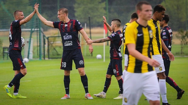 Piłkarze Pogoni lepsi od piątej drużyny holenderskiej Eredivisie. Szczecinianie pokonali Vitesse Arnhem 2:1 w towarzyskim meczu rozegranym w Opalenicy.