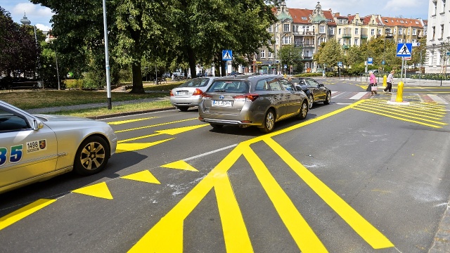 Plac Grunwaldzki z rondem półturbinowym [ZDJĘCIA]