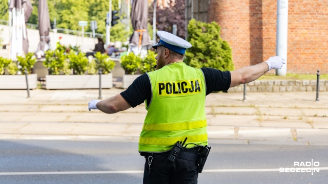 Z powodu organizacji meczu Pogoni Szczecin z Wisłą Kraków należy spodziewać się w sobotę czasowego zamknięcia ulic Twardowskiego i Karłowicza.