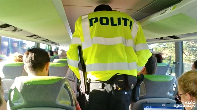 Po ataku bombowym na Urząd Podatkowy w Kopenhadze, o który podejrzewani są dwaj Szwedzi, duński rząd rozważa wzmocnie kontroli na granicy ze Szwecją.