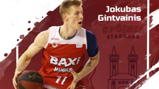 PGE Spójnia kompletuje skład przed rozgrywkami Energa Basket Ligi. Jokubas Gintvainis został nowym koszykarzem stargardzkiej drużyny. Litwin do biało-bordowych trafił z hiszpańskiej Manresy, która zajęła ósme miejsce w minionym sezonie.