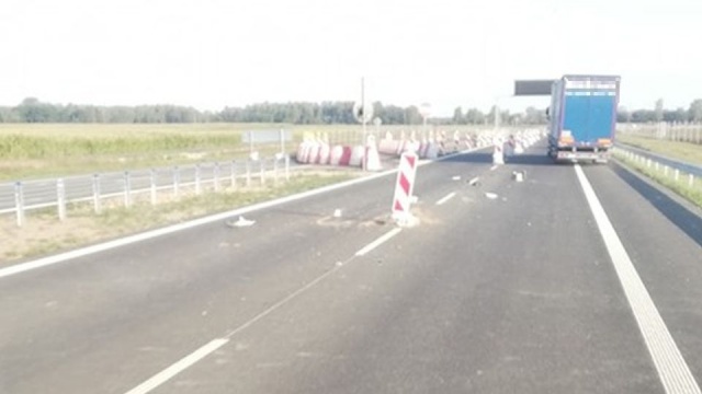 Dwie osoby zostały ranne w wypadku na drodze numer 6. Między Płotami a Nowogardem ciężarówka zderzyła się z autem osobowym.