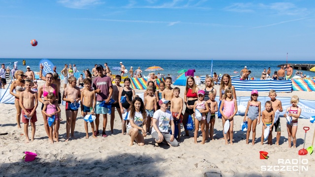 Zumba, strefa aktywnego wypoczynku i konkursy z nagrodami - dobiegła końca akcja Radio Szczecin na Wakacjach, podczas której nasza radiowa ekipa odwiedziła Niechorze.