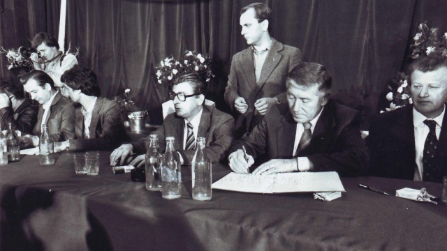 39 lat temu w Szczecinie podpisano Porozumienia Sierpniowe. Strajk zakończyło w naszym regionie 360 przedsiębiorstw.