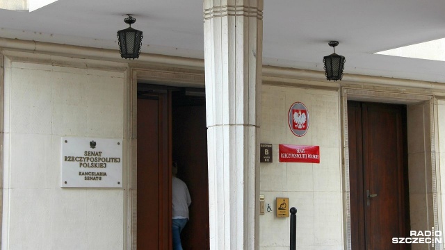 Senat rozpatrzy w piątek m.in. ustawę o inwestycjach związanych z budową portów. Celem jest ułatwienie nabywania gruntów pod te inwestycje.