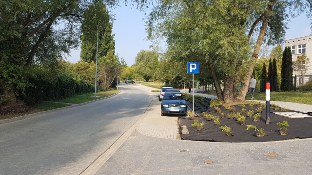 Zgodnie z zapowiedziami, przed rozpoczęciem nowego roku szkolnego, zakończyła się przebudowa ul. Kułakowskiego.